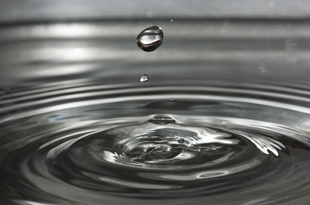 entdecken sie alles wissenswerte über wasser – seine eigenschaften, bedeutung für gesundheit und umwelt, sowie spannende fakten rund um das wichtigste element des lebens.