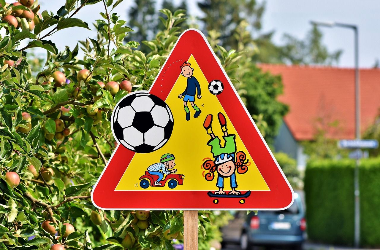 entdecken sie die wichtigsten warnzeichen, auf die sie achten sollten, um rechtzeitig auf gefährliche situationen zu reagieren und ihre sicherheit zu gewährleisten. informieren sie sich jetzt über signale und handlungstipps.