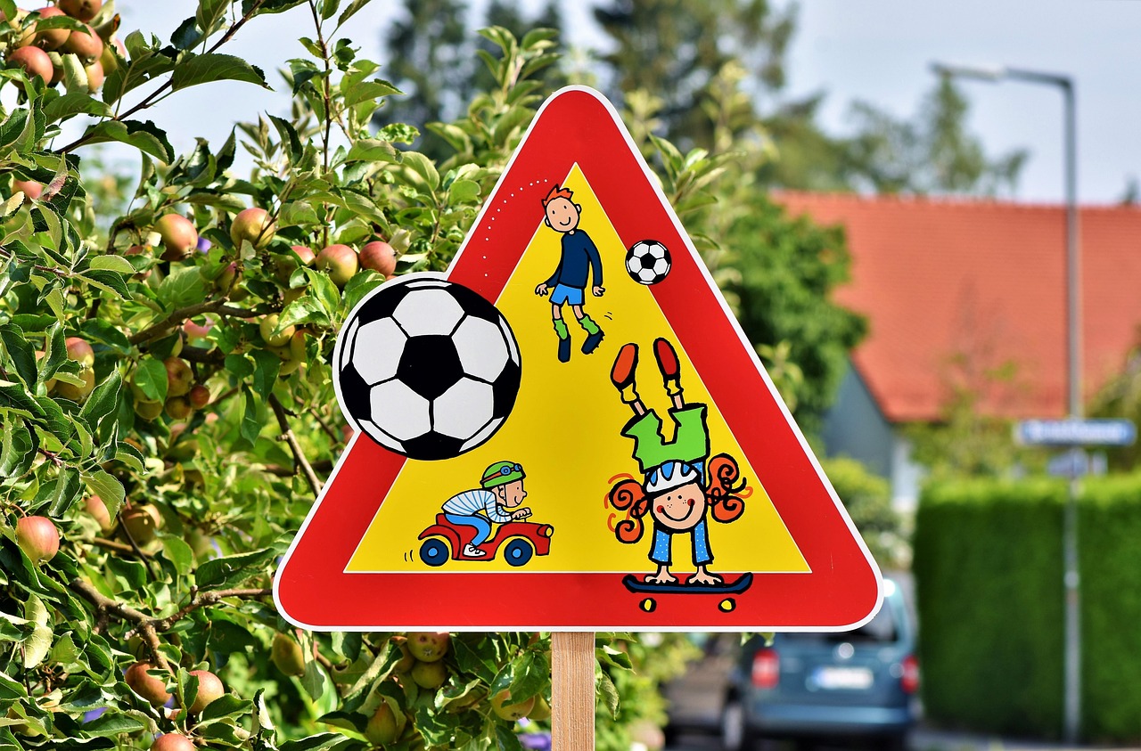 entdecken sie die wichtigsten warnzeichen, auf die sie achten sollten, um rechtzeitig auf gefährliche situationen zu reagieren und ihre sicherheit zu gewährleisten. informieren sie sich jetzt über signale und handlungstipps.